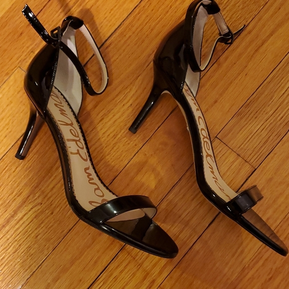 Sam Edelman Black Patent Leather Sandals - Picture 4 of 5